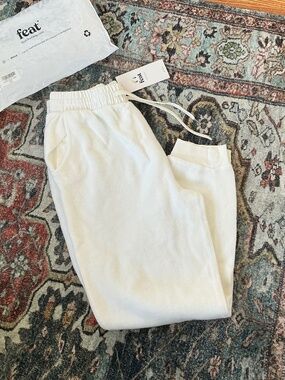NWT FEAT Blanket Blend Jogger